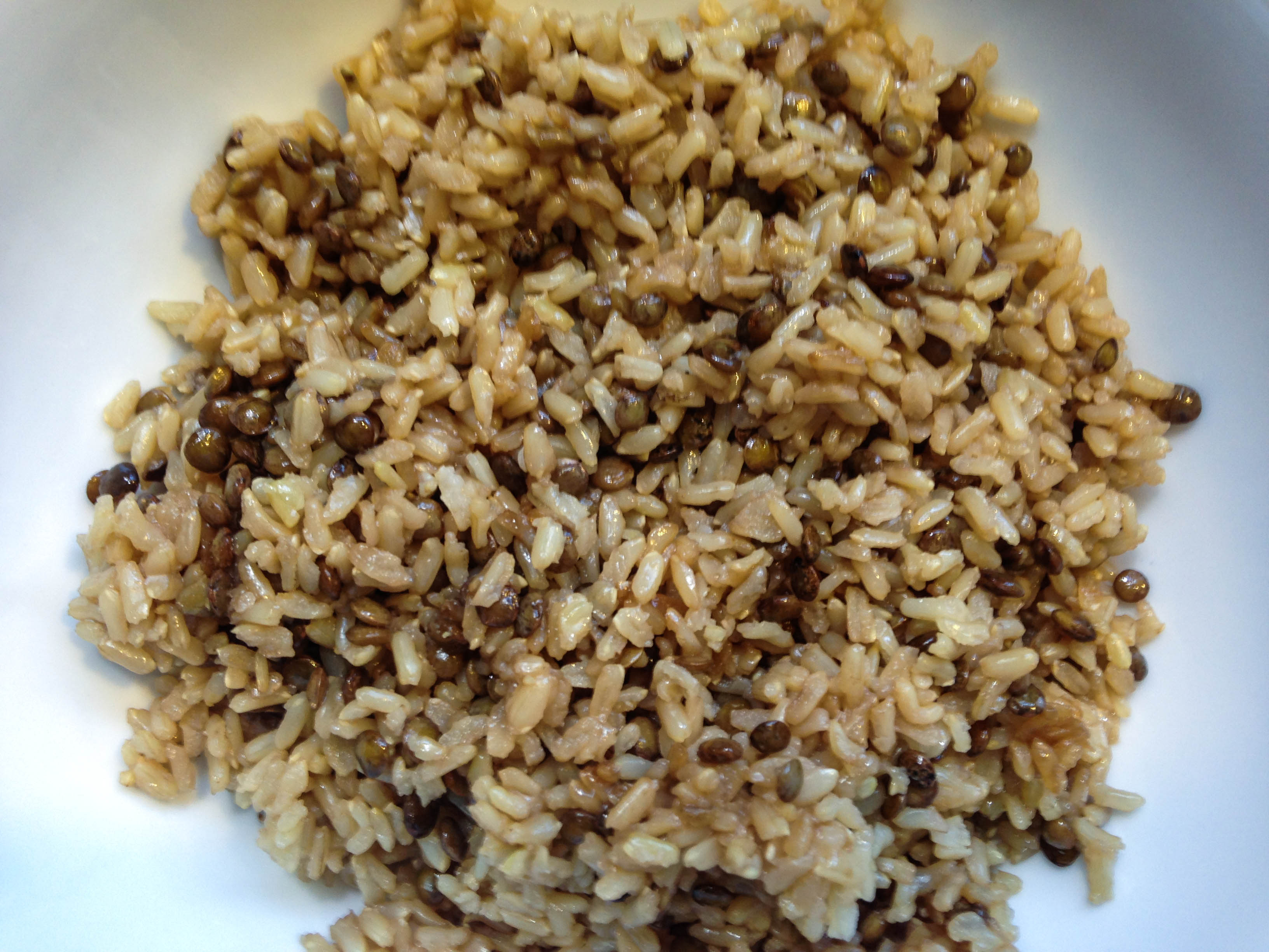 Lenten Recipe Rice Pilaf with Brown Lentils (Vospov prinzi Yeghints